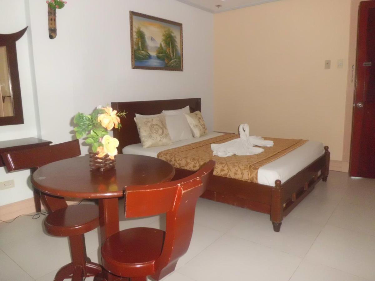 Bora Sky Hotel Balabag  Екстер'єр фото